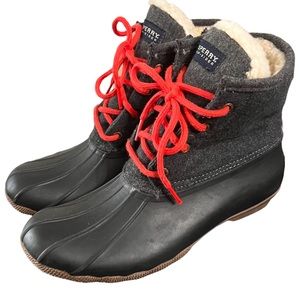 Sperry Charcoal and Crimson Winter Boots